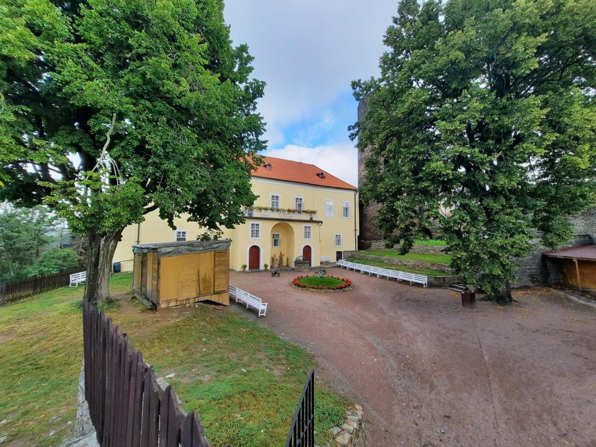 Penzion Hradu Svojanov Svojanov  Exterior photo