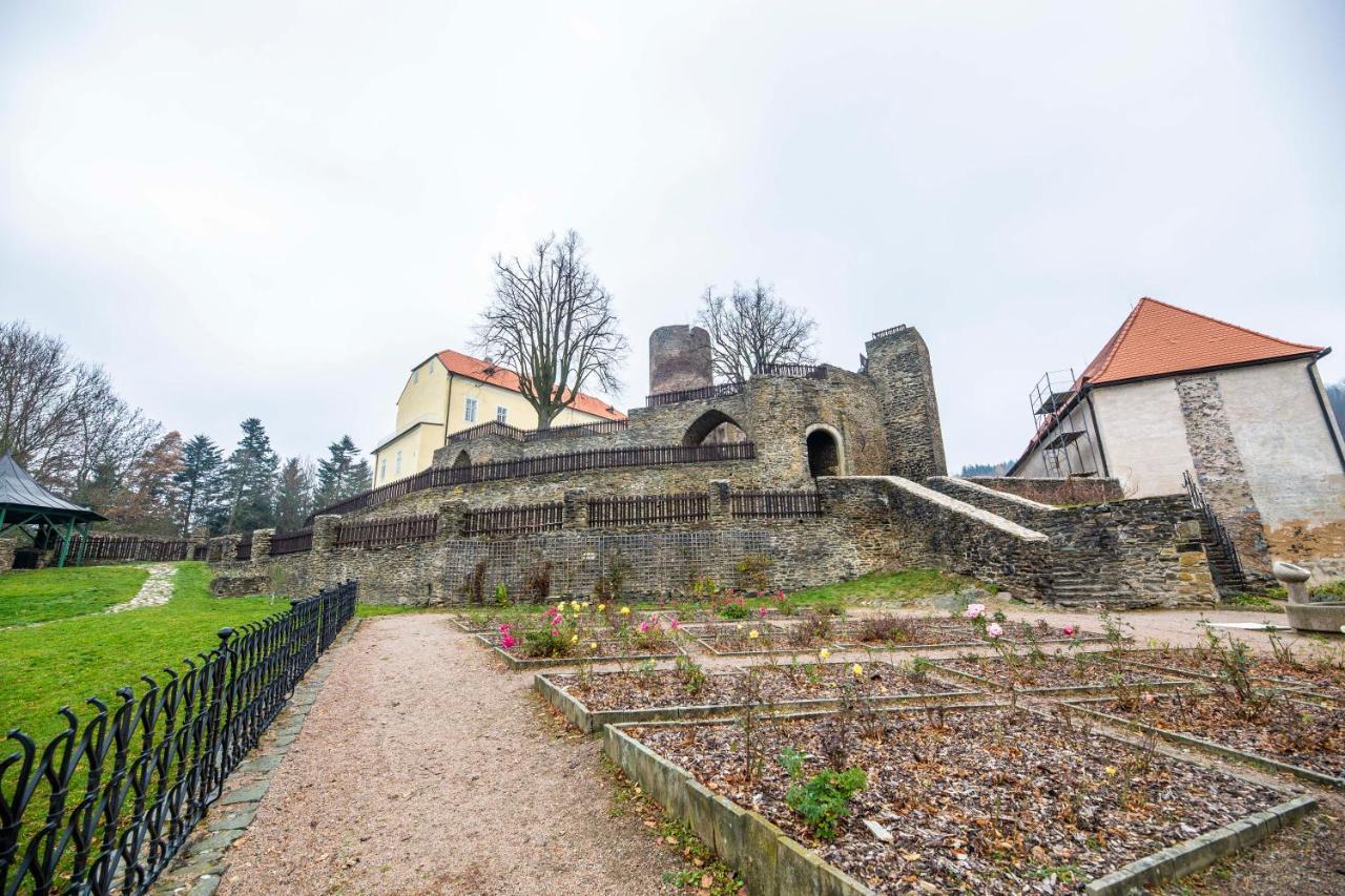 Penzion Hradu Svojanov Svojanov  Exterior photo